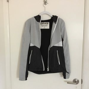 garage clothing black & grey winderbreaker